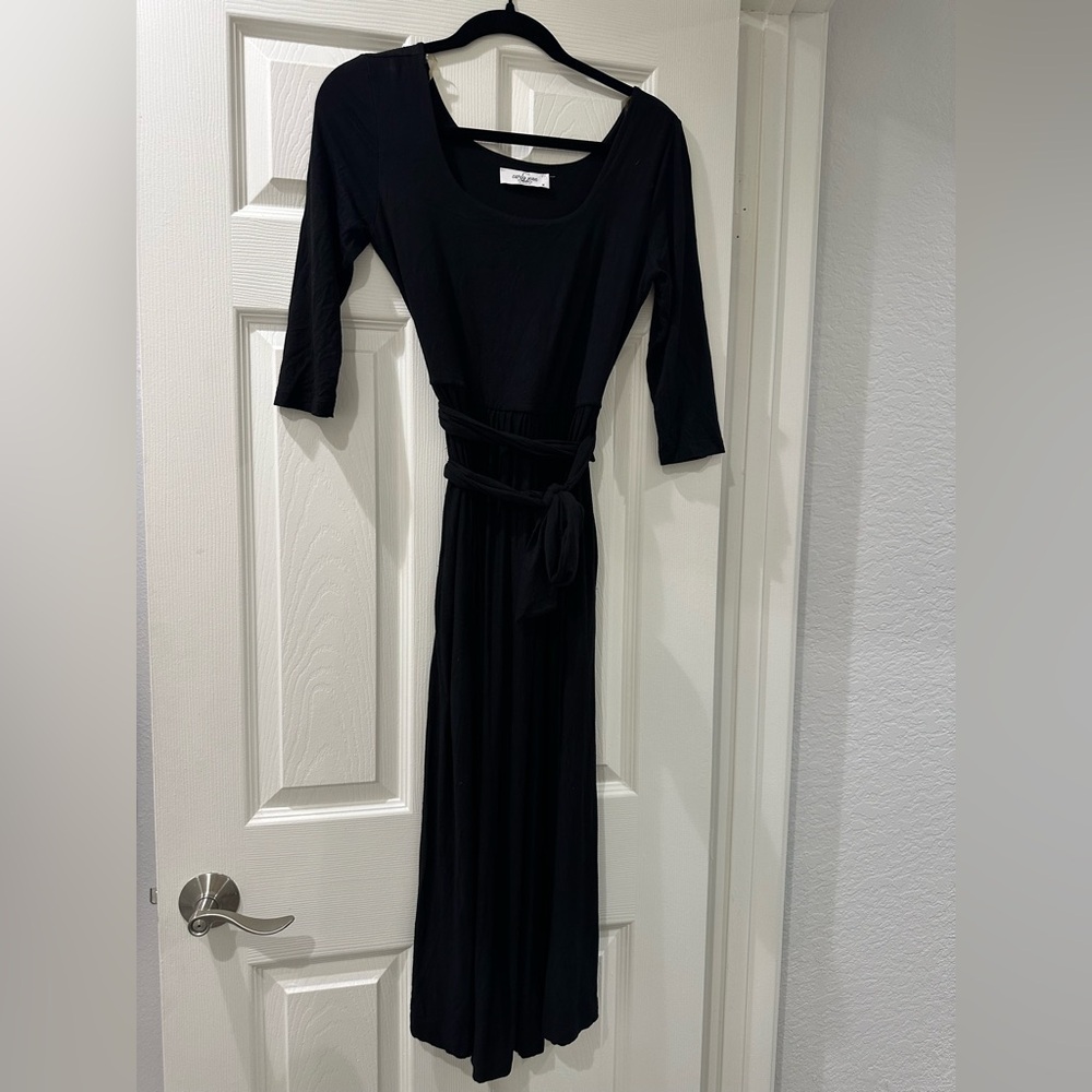 Carly Jean Los Angeles Elegant Black Midi Dress
